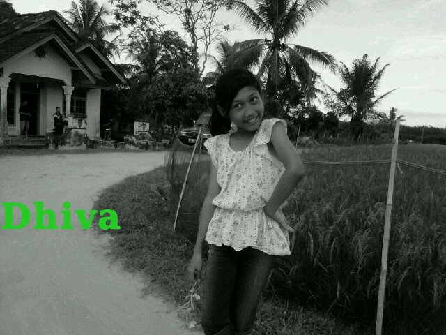 Folow @dhiva_aulia «̶ː̖́[b̲̅u̲ş̲̅y̅]ː̗̀»̶..  Love  Allah Swt. Love  Family