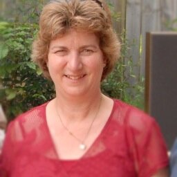 Primary school teacher NSW Australia who is keen to learn from other educators and share resources.