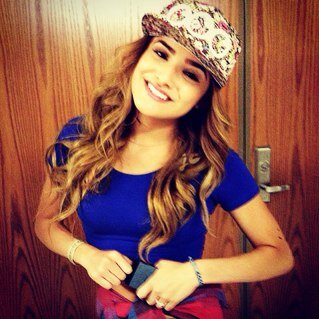 Your #1 french source about the beautiful Olivia Chachi Irene Gonzales.♥ #KDB (les news sont dans les favoris)