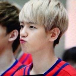 Ayo!!! ผมคือใครหว่า อ่า ฮานา ทูล เซ็ต อันยองฮาเซโย แบคฮยอน ฮัมนิดา ฟอลมาคุยกับผมแล้วคุณจะ ตกใจ #ห๊ะ 1-7-2013 #StrightNightFam #bakeyeol27 แอดมาคุยกับผมนะๆ