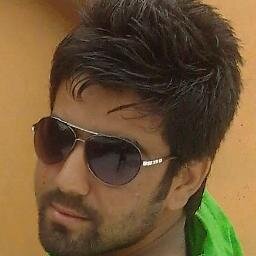 I am big fan of @imVkohli and @itsaadee and i am funny man........blv me::::::)
Follow to be followed