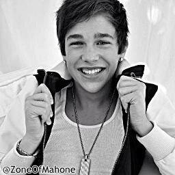 « Mahomies Zone » Austin Carter Mahone got the Magik baby! ♥ мαнoмιɛs ʀocк ✌ I Follow Back, Just Ask :)