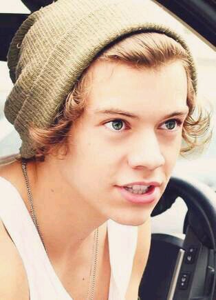 I don't know if anyone reads this but if you do hi !!♥