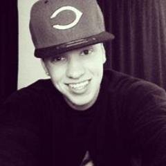 Cada um tem sua historia. Eu tô aqui pra aprender, não pra julgar. - Charlie Brown Jr l http://t.co/7HqRn1A6x6