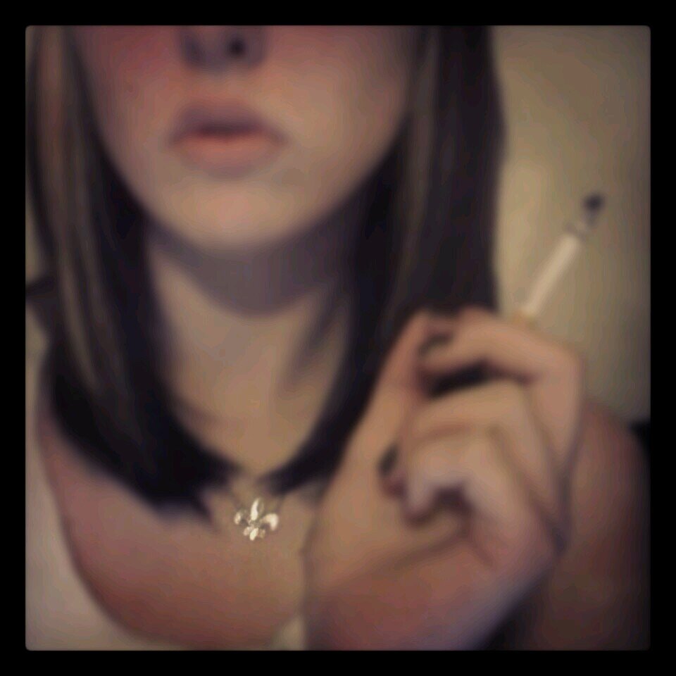 ShesSo_HIGH's profile picture. Hotter than a baby in a microwave.