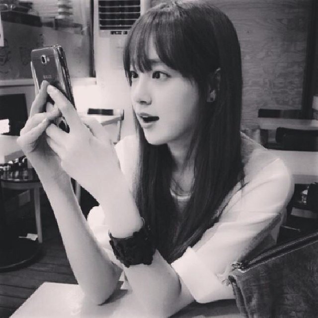` ↷ ✩ — Verified Roleplayer @paperstarsrp┊After School's Visual Ulzzang Jooyeon┊#87liner ✩