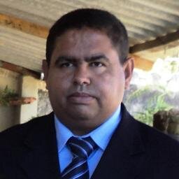 Nosce Te Ipsum
Ó homem, conhece-te a ti mesmo e conhecerás os deuses e o universo.