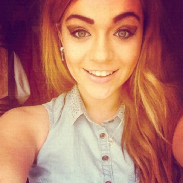 Karennnn_x's profile picture. I prefer food to people.