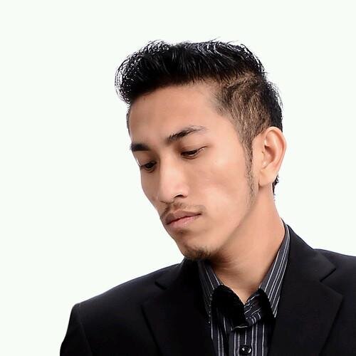 Founder @PesilatMuda_ID and @malvoidproject | Certified Instructor - Lembaga Pewarisan Pencak Silat Indonesia | Visual Director at Ambiance Media Inc.