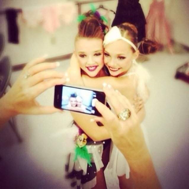 I'm a dancer & Dance moms fan!(: Proud to say Maddie has inspired me! All the dancers are my idols(: 5/7 Girls 5/5 Moms & Abby, Not followed by Brooke but 1 RT.