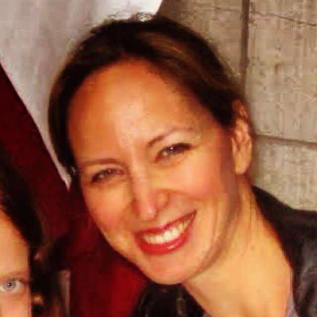 sharon_haroz's profile picture. 