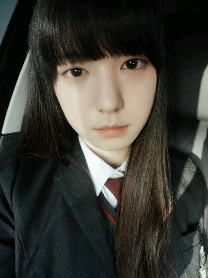'여학생 공감봇 사담계'입니다. 봇본계정은 (@girlstudent_B)