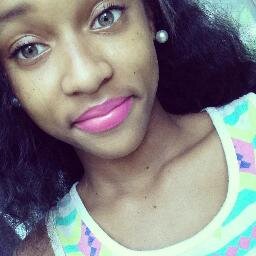Marley
Sneaker Headd
Cute
Lovinqq
Takenn