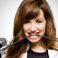 Heey babe! FOLLOW FREE!♥ By: @AnaliGomez_ tnks' por Follow