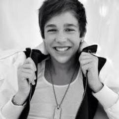 I'm the biggest fan of Justin Bieber :$ and also I love Austin mahone