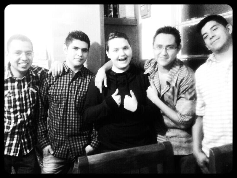 fronznerget's profile picture. solo vívela