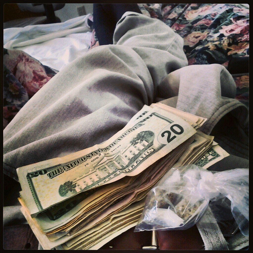 moneynmobin's profile picture. fuck who dont like me its moneynmobin over everything still rappin b still trappin