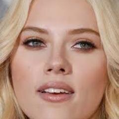 monicarusell's profile picture. rubia de ojos azules