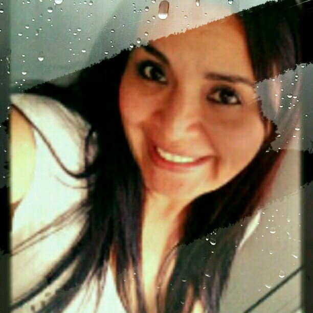 marsamy07's profile picture. Muchas oportunidades se pierden porque estamos buscando tréboles de cuatro hojas.