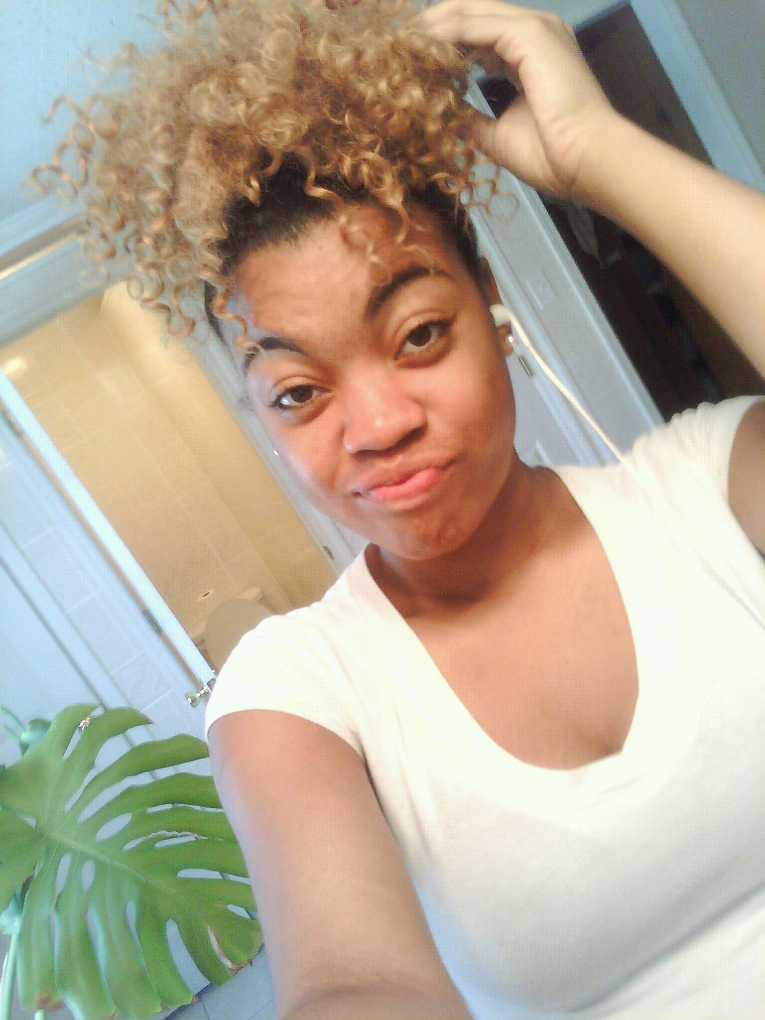 “Imperfection is beauty, madness is genius and it's better to be absolutely ridiculous than absolutely boring.” 
― Marilyn Monroe
