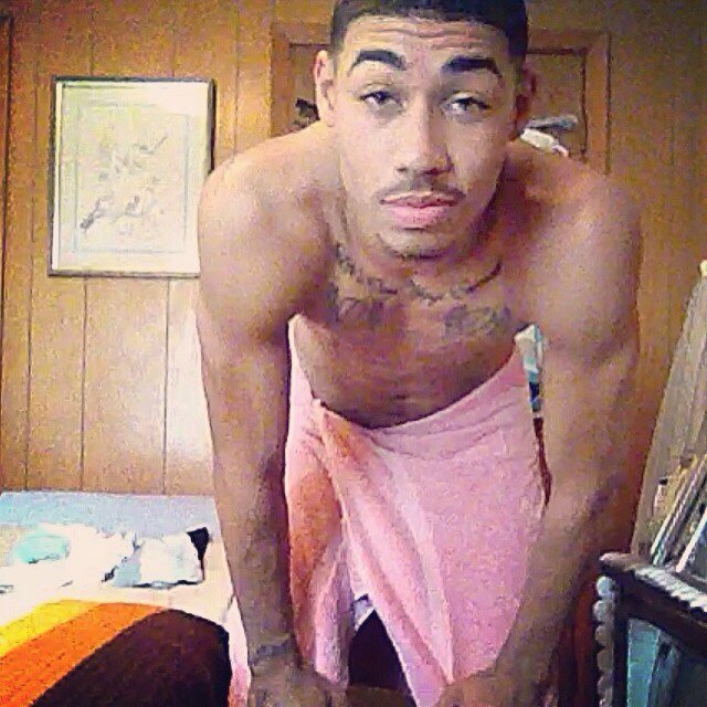 Instagram: @_poppabeensmooth Kik: @_iamflashjr #TeamFlash ⚡ #NSU13 #OCU16⭐ Just Follow...