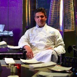 Orgullosamente mexicano. Creador de experiencias gastronomicas y chef propietario de LANX fondue & tapas, en Santa fe, Mexico DF.