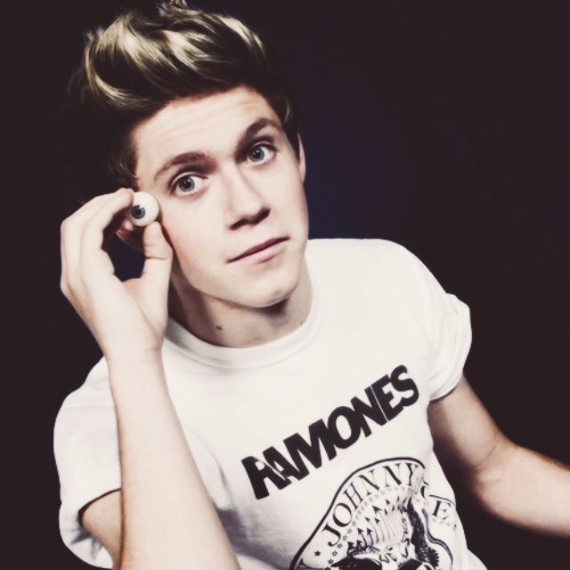 Follow @5sexofzialll  & @_5secsoftwerkin
