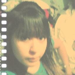 me gustan los gatos muchisisimo m me encanta salir me gusta la pizza y dicvertirme mucho a y soi fan de one direction
