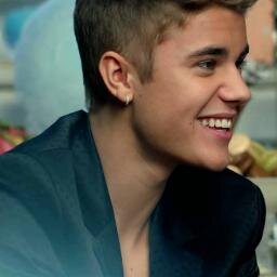 Smile though your heart is aching.
I'm a Belieber and I love Justin.Justin followed me on 24/12/2012
http://t.co/SkEKkUvYD/7