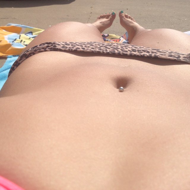 Follow my fitness journey & join in! We'll all get fit together :) 5'2 SW:122 GW:110 *AVI is me* #Recovered