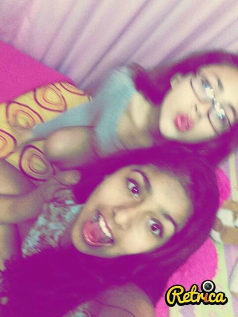 Holaa soy Ximena y soy Belieber FOLLOW ME :*