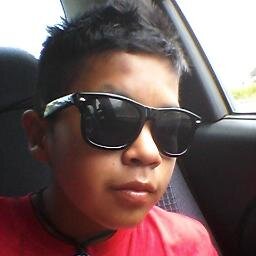 me guUsta la muUsica roOkc el fuUtbol :33
