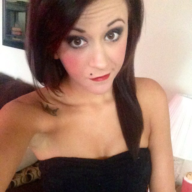 19,cosmetologist,sweetest bitch out there ;)