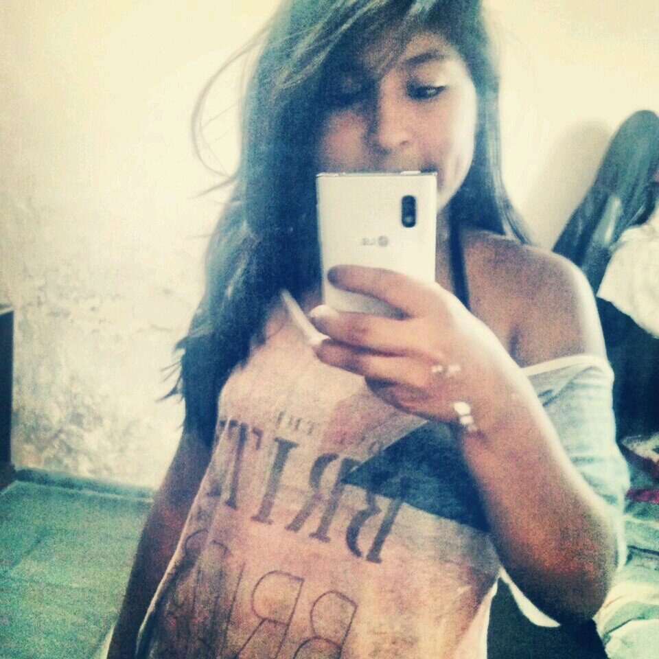 Sempree sorrindo , independente de qualquer coisa ! :)