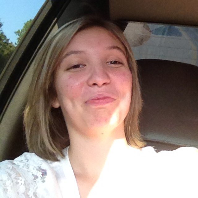 I am katelyn brooks i am 16 years old i go 2 pine firest high school .i am single and looking for a good true country boy!