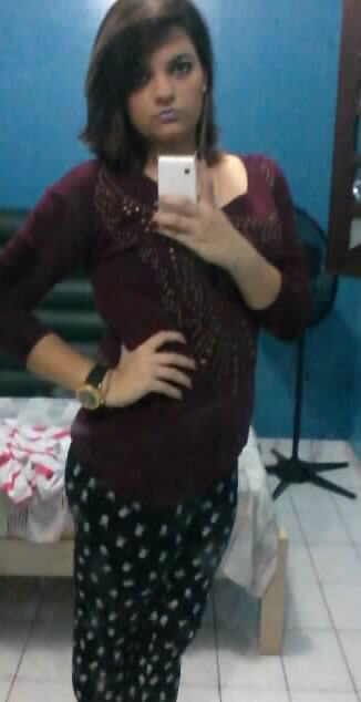 Uma menina mulher q curti td a medida do possivel e sempre com mt amor