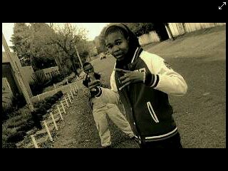 I love my life now u do the same. Don't let ur self down love ur life.