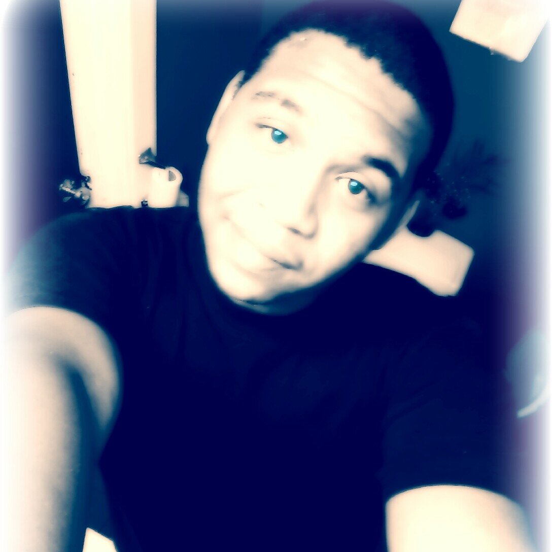 #TeamFollowBack #TeamSagittarius follow a nigga lol Toot that shoot that Glock 9 Jiggy nigga I’m 'bout mine _