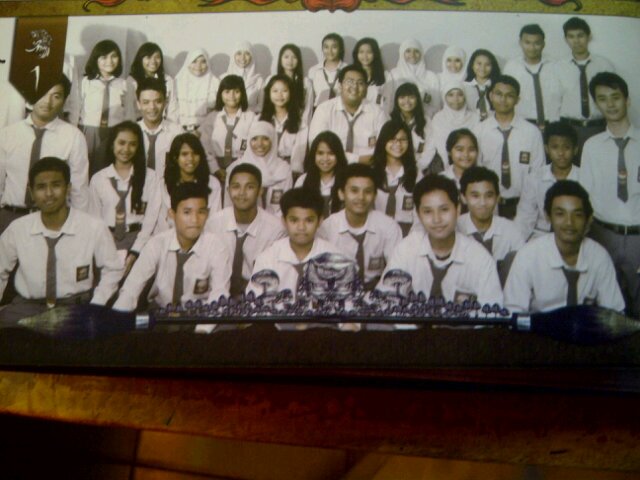 Our captain Drs. Mansor ☀ | 11shsJKT | 3F = Friendly,Funny,Fantastic ♥