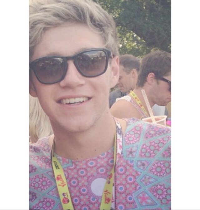 please don't ever think of hurting yourself because you are beautiful and i love you.