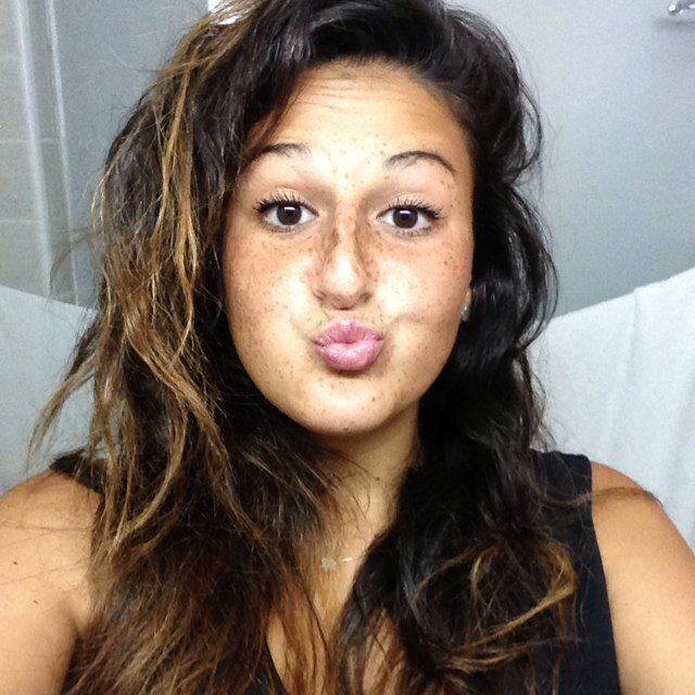 LauraPerez111's profile picture. Etudiante, Paris.