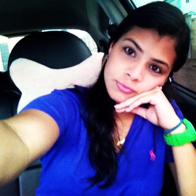 Instagram: Anakarinag22