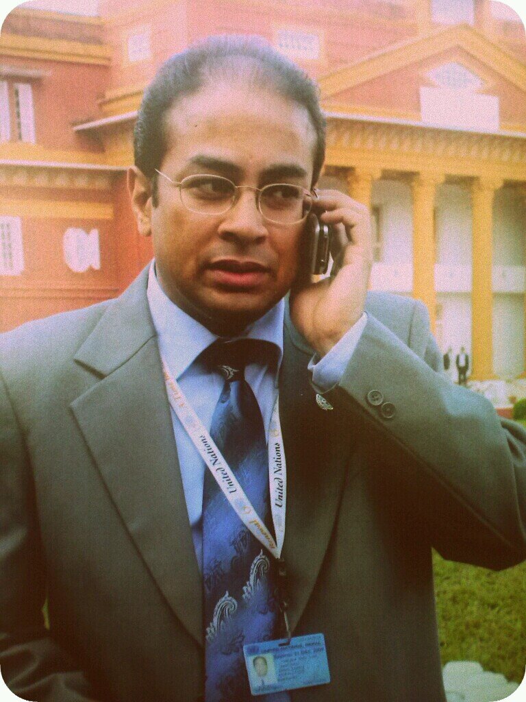 Former media person and UN communications expert with keen interest in sociopolitical & foreign affairs.
