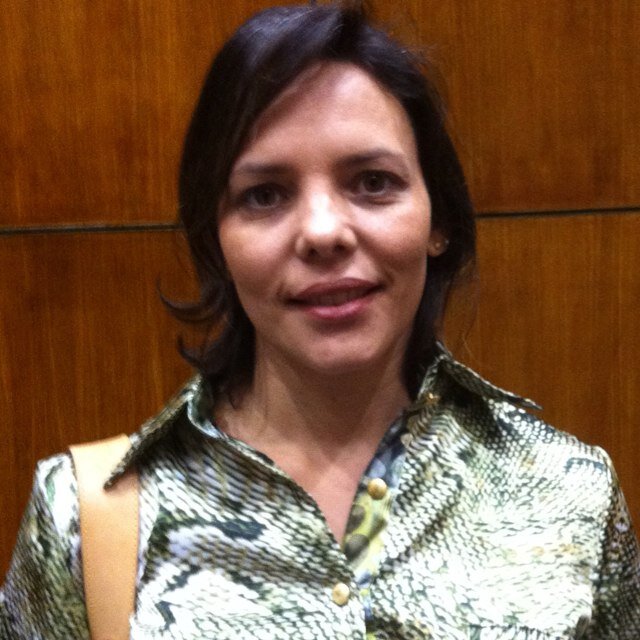 Advogada cível. Membro da Comissão de Crimes de Alta Tecnologia da OABSP. MBA Direito Eletrônico. Presidente da Comissão de Direito Civil OAB de Pinheiros.