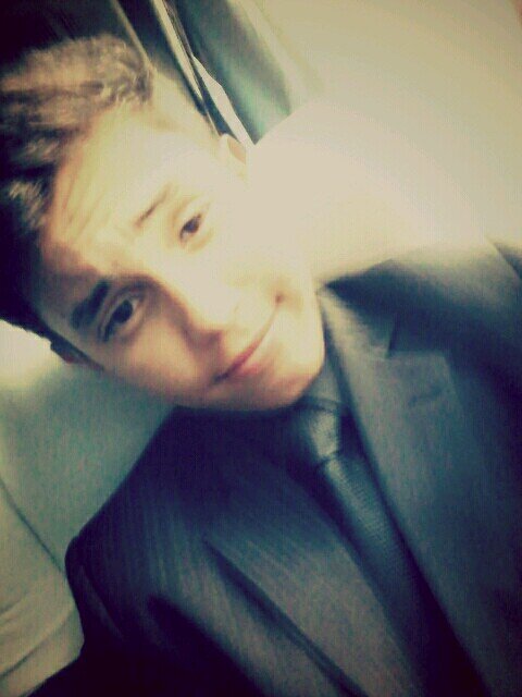 instagram: @lukzrez haha..