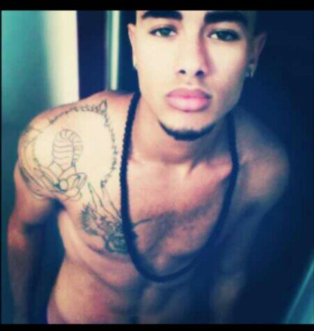 New to this. Follow my BFF / everything! @ImJustMoesha I love $$ but I Don't love these hoes!