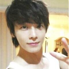 saranghae oppdeul SuperJunior yeongwonhi... dan aku kan slalu menjadi ELF sampai kapan pun.....