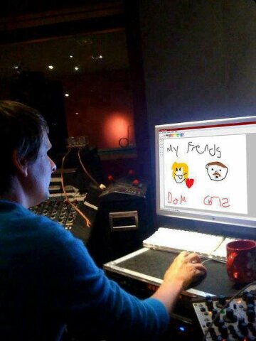 Pwoper Muser @muse @MattBellamy @CTWolstenholme @Dominic_Howard [Also_Follow] @MuserIndonesia #BRINGMUSETOINDO ! @Museria21 is great Pwoper Muser #Cheers¤ !