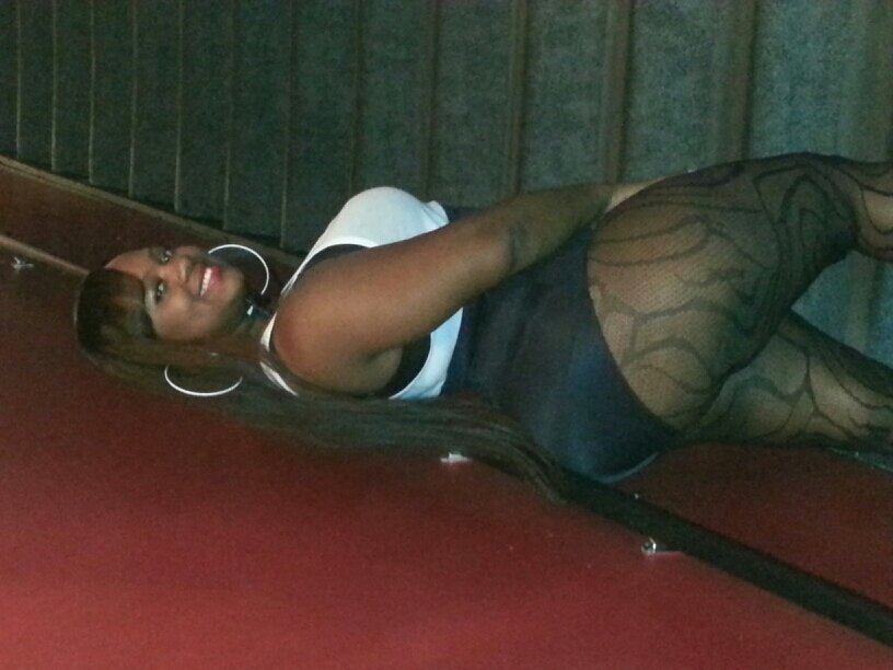 313QTPY's profile picture. Single, Living Life & Loving It!!!! I love to travel and tear up other cities!!!!