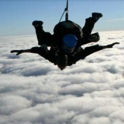 samuelcourtney's profile picture. Failed nerd.